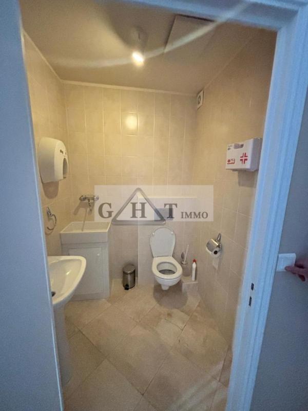 Entrepôt - 1 170 m²