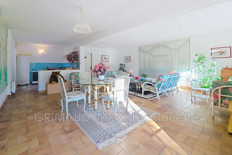 Maison - 170 m² - 6 pièces