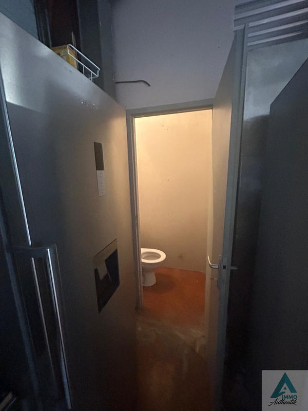 Local commercial - 84 m²