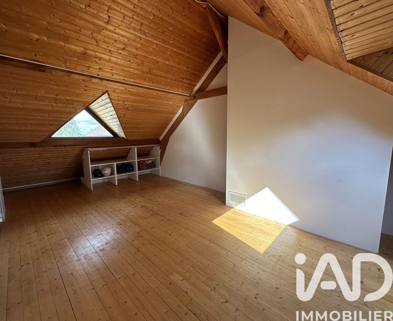 Maison - 108 m² - 5 pièces
