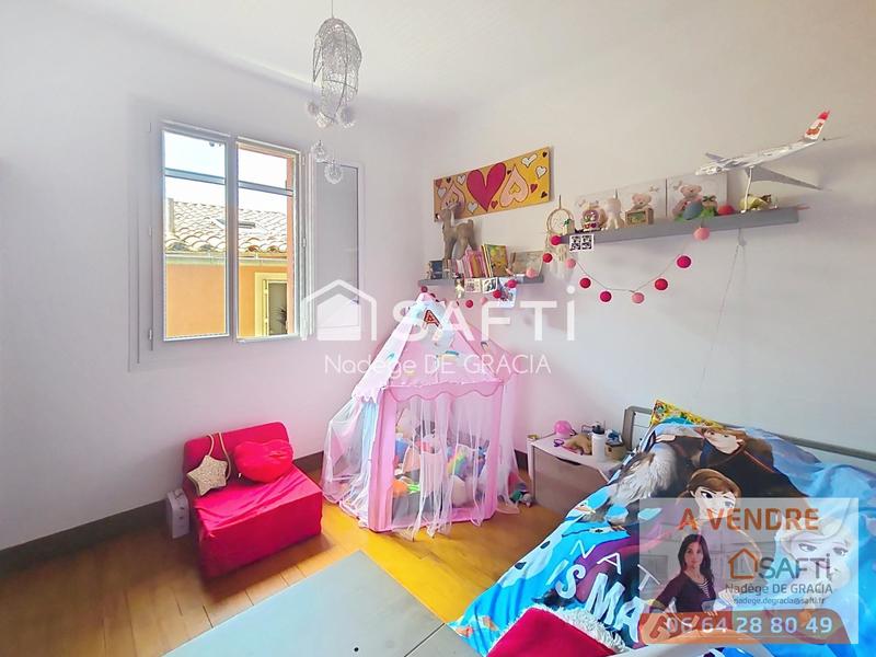 Maison - 180 m² - 6 pièces