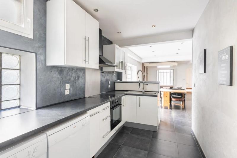 Appartement - 64 m² - 2 pièces