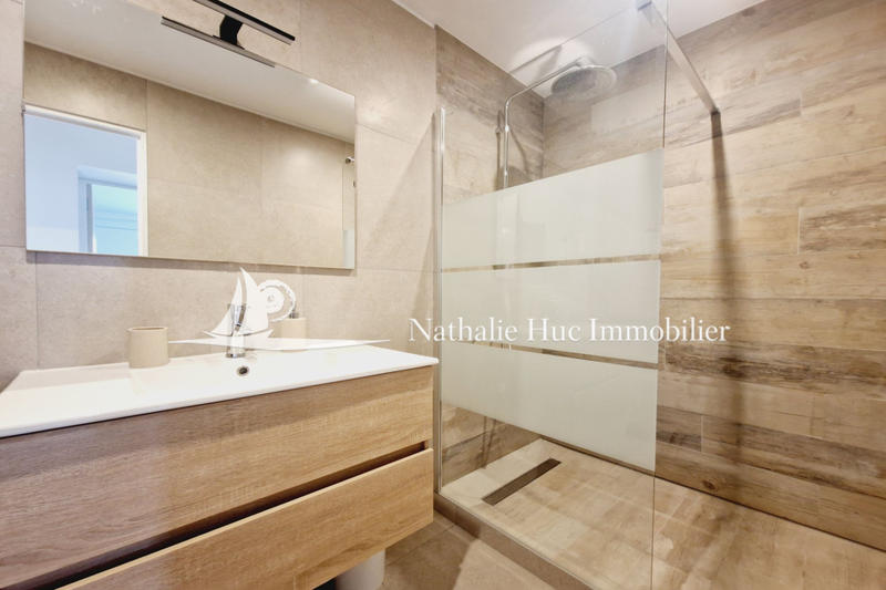 Maison - 102 m² - 4 pièces