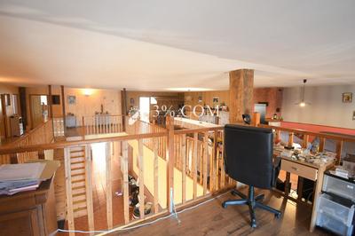 Maison de village - 390 m² - 7 pièces