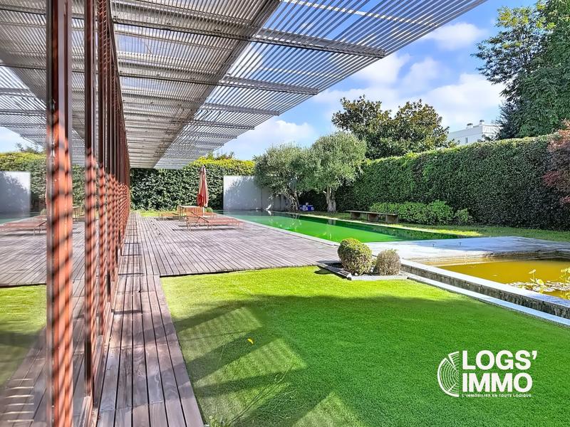 Maison contemporaine - 245 m² - 7 pièces