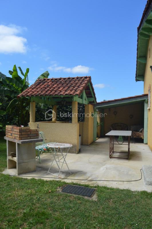 Maison traditionnelle - 156 m² - 6 pièces