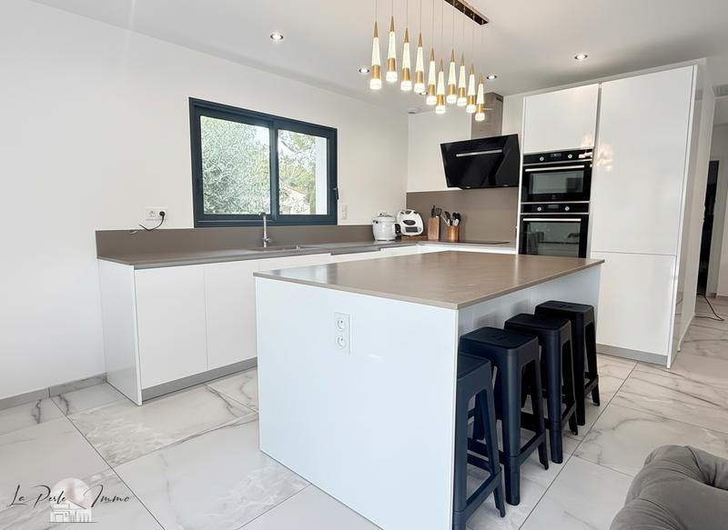 Villa - 139 m² - 5 pièces