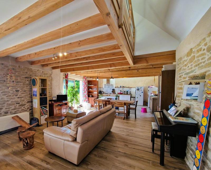 Maison - 106 m² - 5 pièces