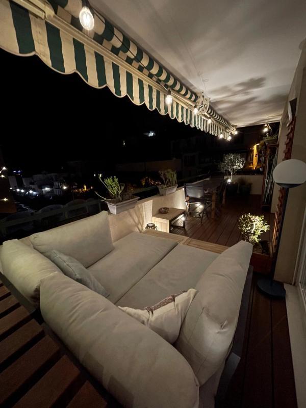 Appartement - 93 m² - 4 pièces