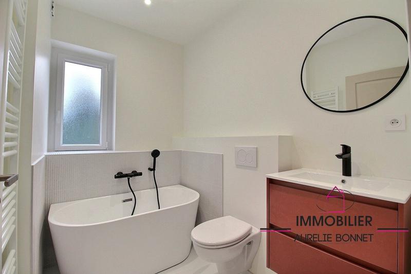 Maison - 115 m² - 6 pièces