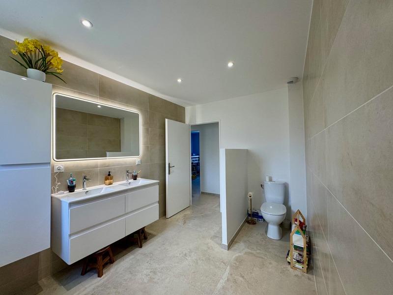 Maison - 130 m² - 6 pièces