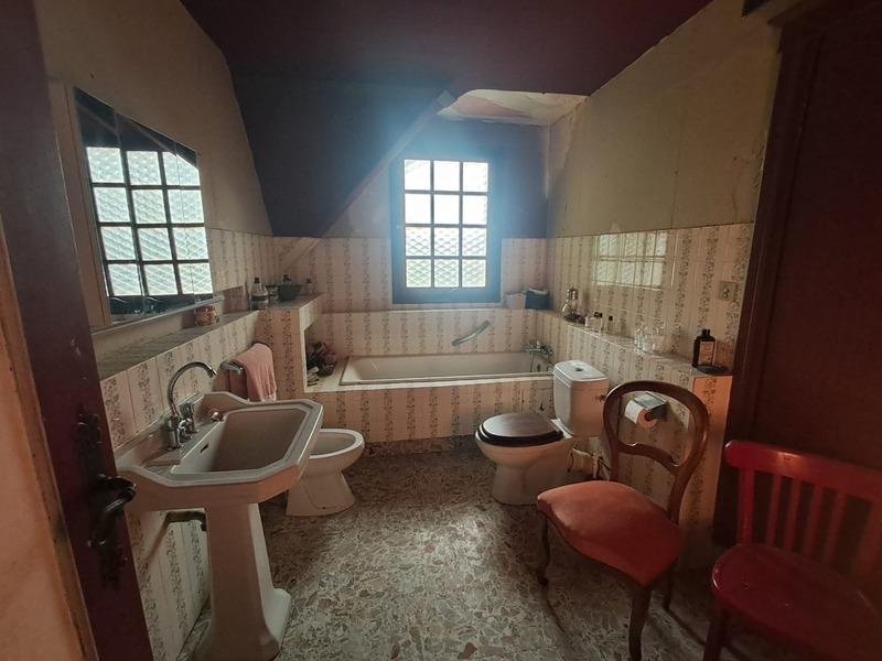 Maison bourgeoise - 325 m² - 11 pièces