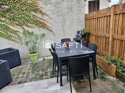 Maison - 97 m² - 5 pièces