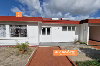 Maison - 336 m² - 11 pièces