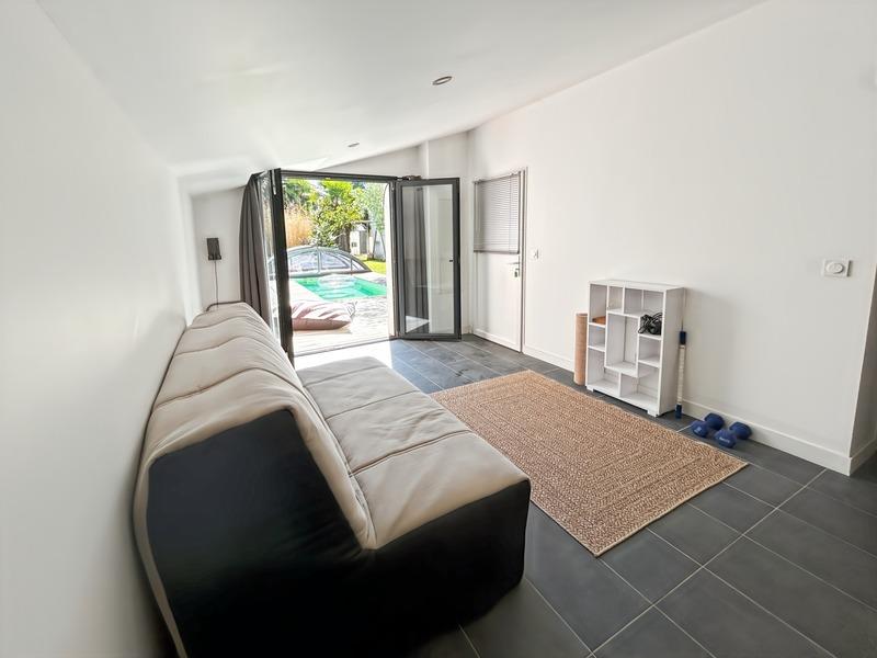 Maison de ville - 203 m² - 7 pièces