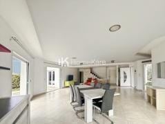 Maison - 170 m² - 5 pièces