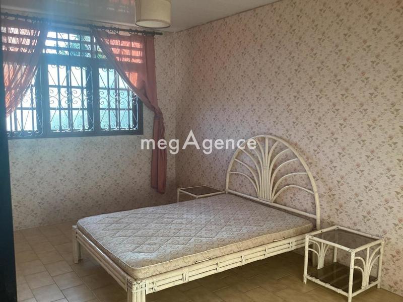 Maison traditionnelle - 172 m² - 6 pièces