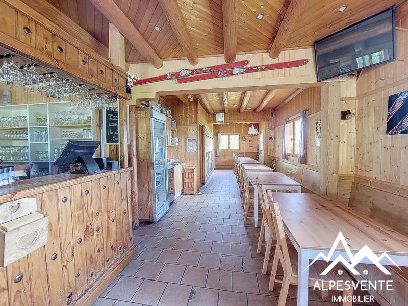 Châlet - 179 m² - 8 pièces