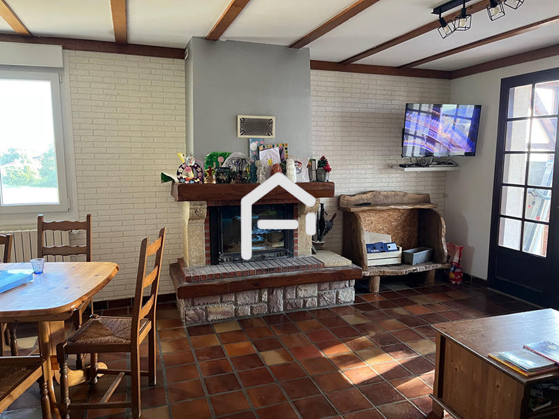 Maison - 110 m² - 6 pièces