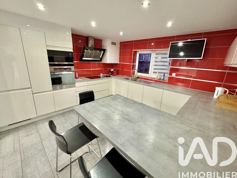 Maison - 162 m² - 6 pièces