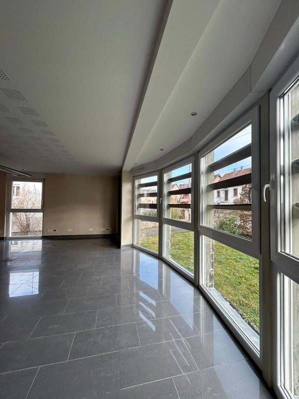 Local commercial - 88 m² - 3 pièces