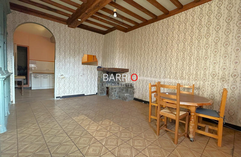 Maison traditionnelle - 255 m² - 12 pièces