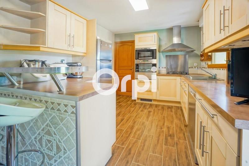 Maison - 131 m² - 6 pièces