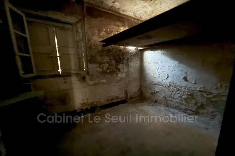 Maison - 215 m² - 9 pièces