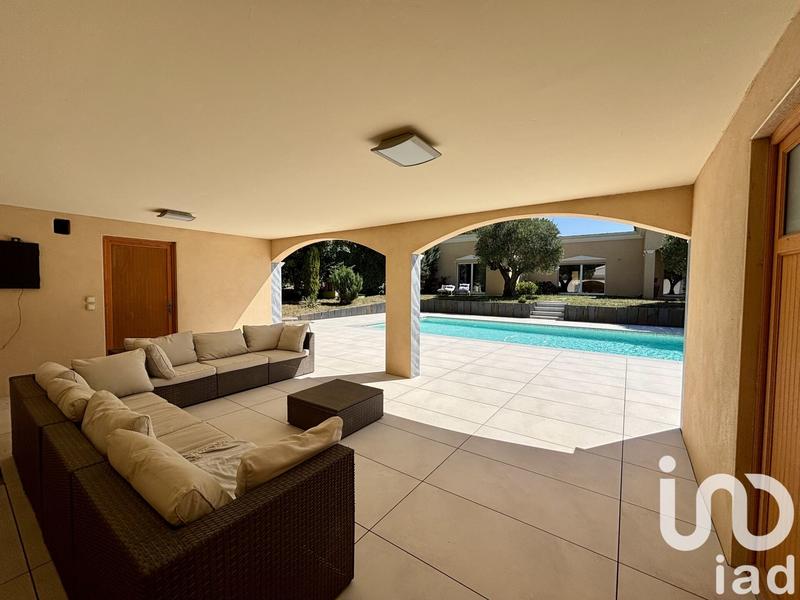 Maison - 240 m² - 7 pièces