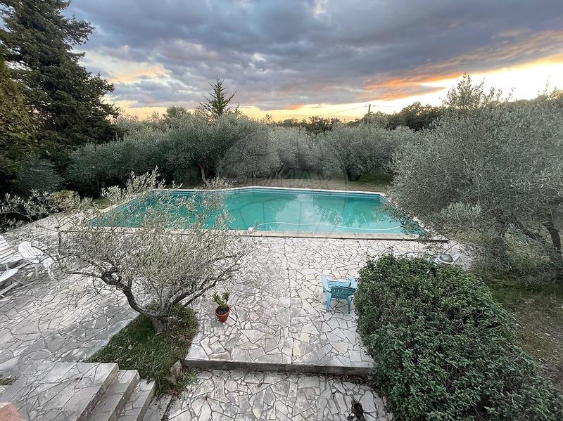 Maison - 152 m² - 6 pièces