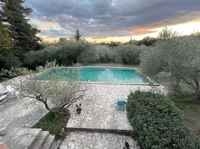 Maison - 152 m² - 6 pièces