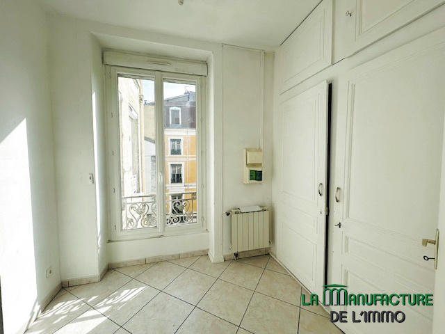 Appartement - 80 m² - 4 pièces