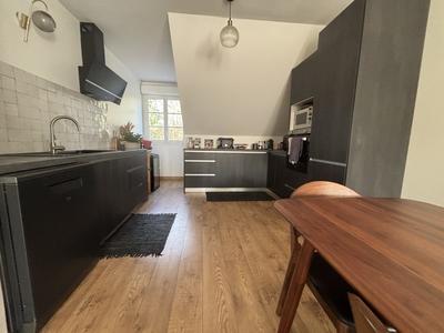 Appartement - 84 m² - 4 pièces