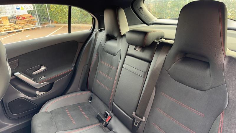 Mercedes Classe a 180 136 7g-Dct Amg Line