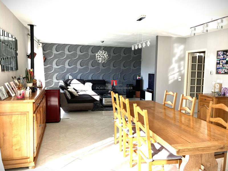 Maison contemporaine - 200 m² - 8 pièces