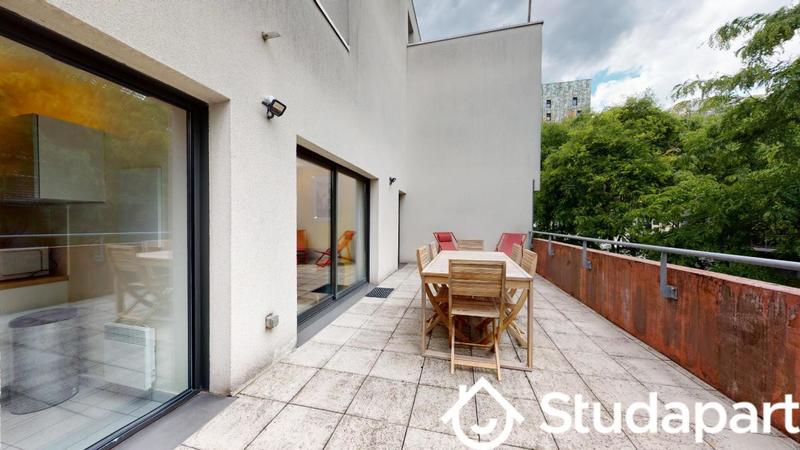 Chambre - 10 m² - 1 pièce