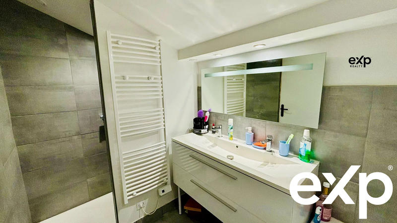 Maison traditionnelle - 120 m² - 5 pièces