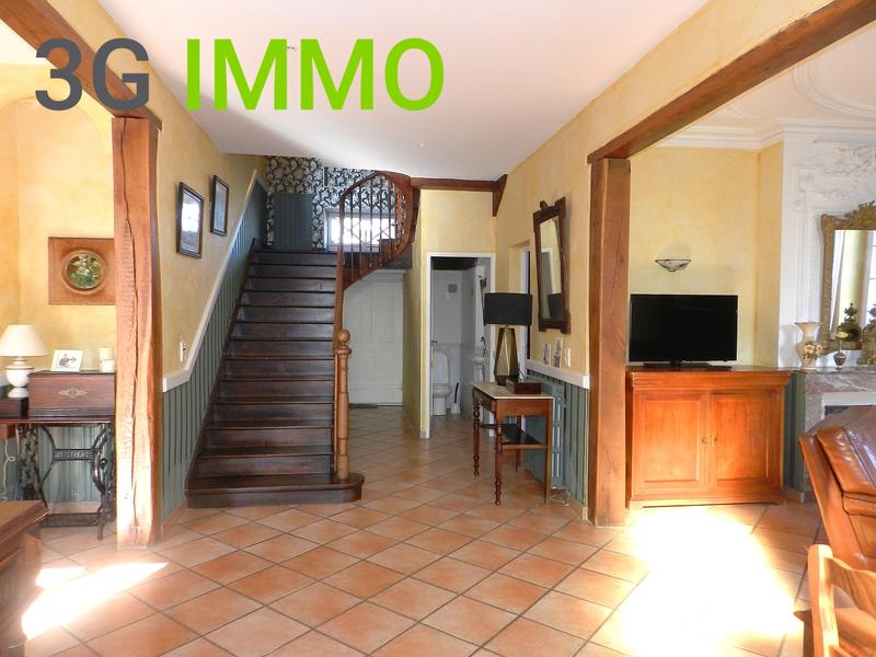 Maison de maîtres - 217 m² - 10 pièces