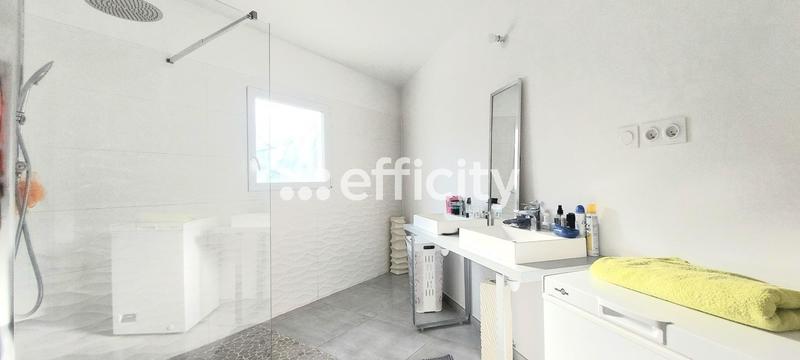 Maison - 79 m² - 3 pièces