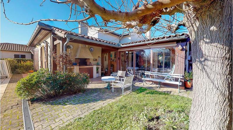 Maison traditionnelle - 95 m² - 5 pièces