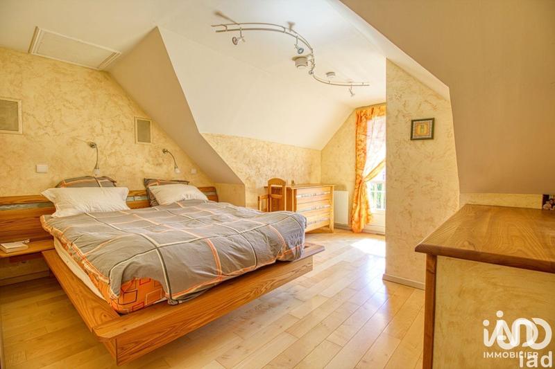 Maison - 185 m² - 8 pièces