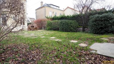 Maison - 175 m² - 8 pièces