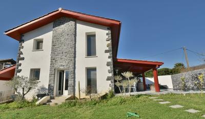 Maison - 135 m² - 6 pièces