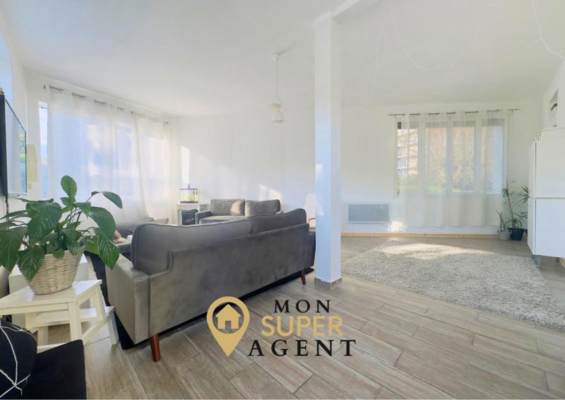 Bureau - 102 m² - 6 pièces