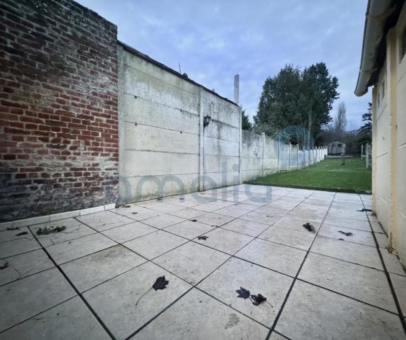 Maison - 104 m² - 6 pièces