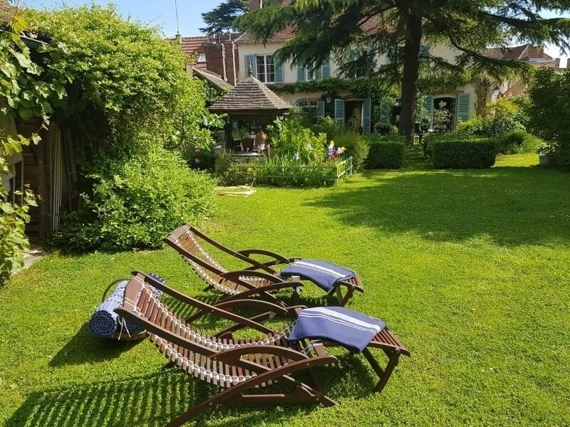 Maison - 280 m² - 6 pièces