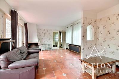 Maison - 111 m² - 5 pièces