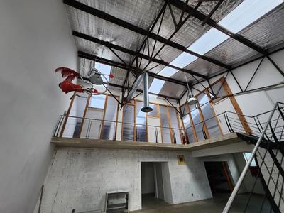 Local commercial - 380 m² - 8 pièces