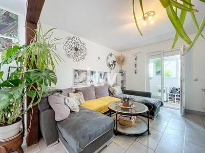 Maison traditionnelle - 127 m² - 6 pièces