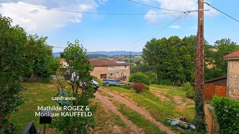 Maison - 95 m² - 4 pièces